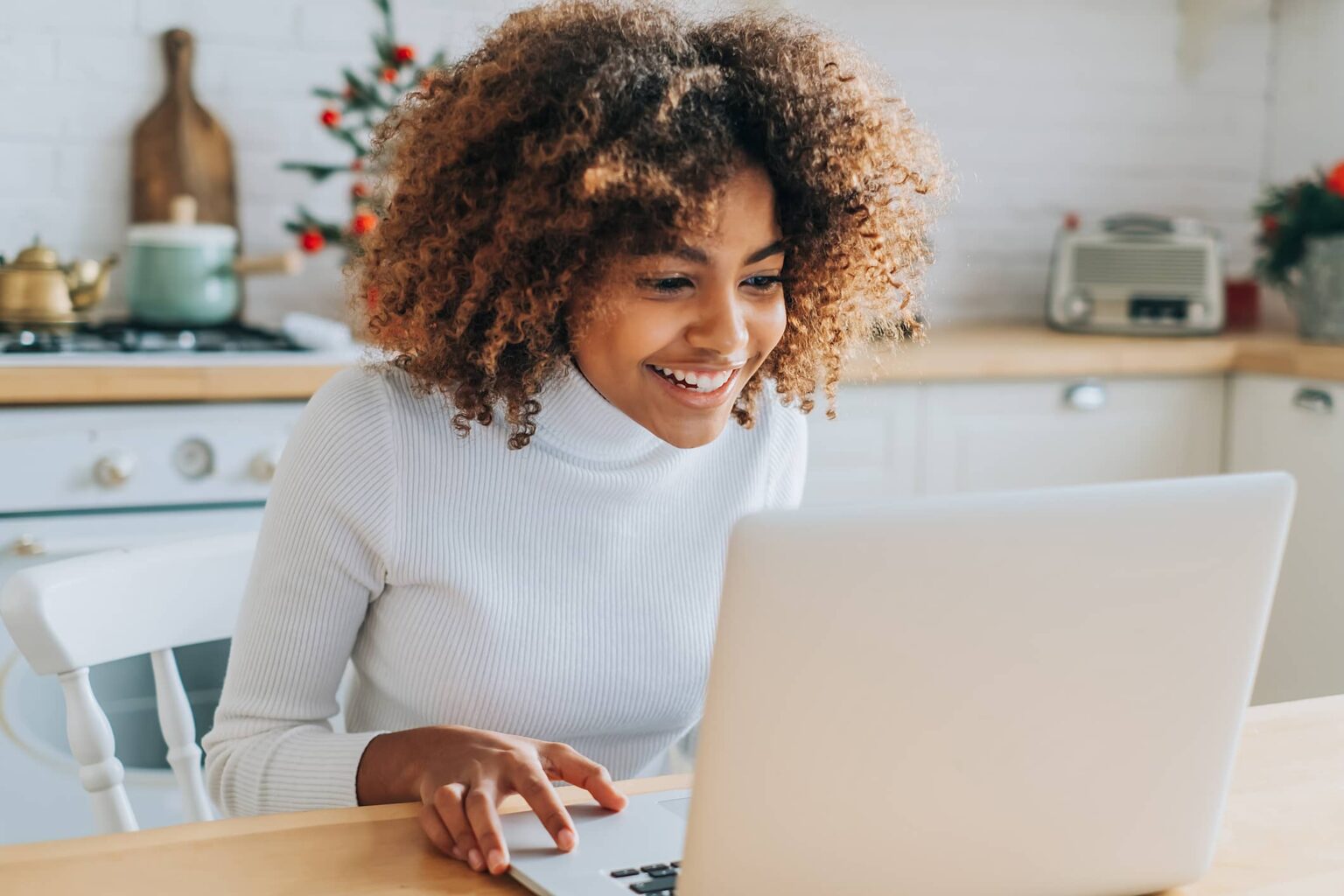 Get Payday Loans Online South Africa For Urgent Needs @InstantFund
