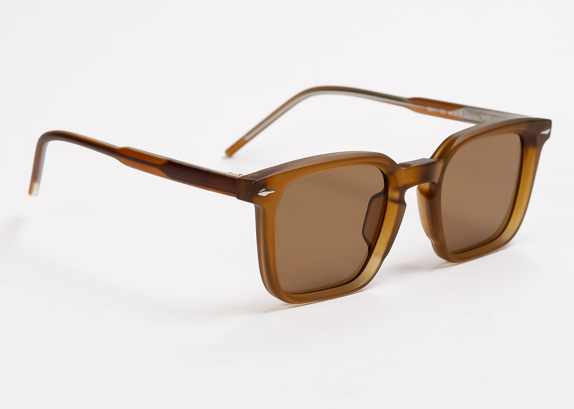 The Evolution of Sunglasses for Men: A Fashion Journey