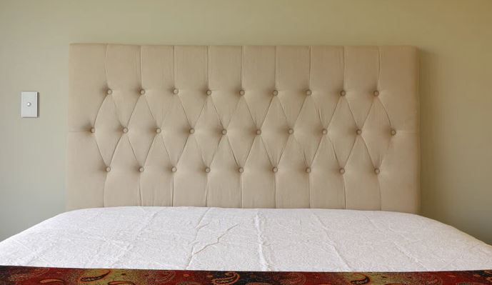Wondering which headboard is right for you? Tips To Choose the Right Headboard