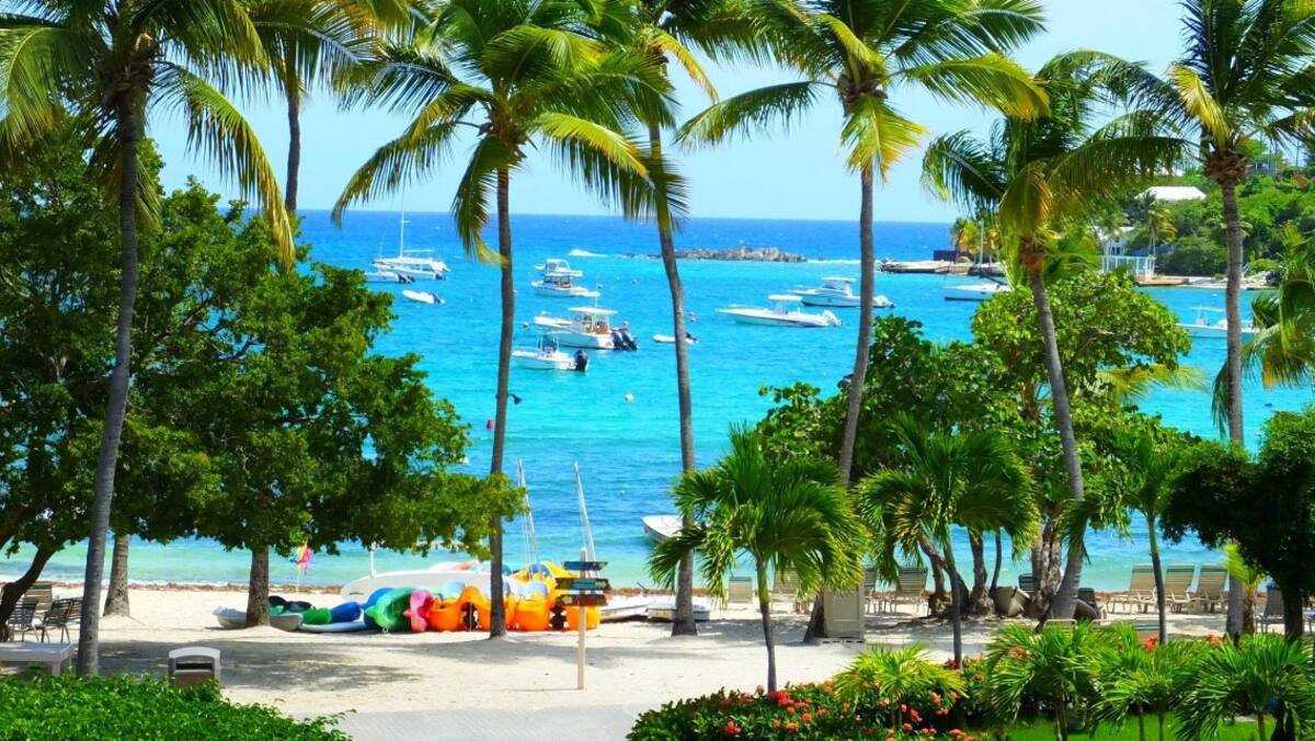 Explore Group Vacation Condos Rentals at St. Thomas 