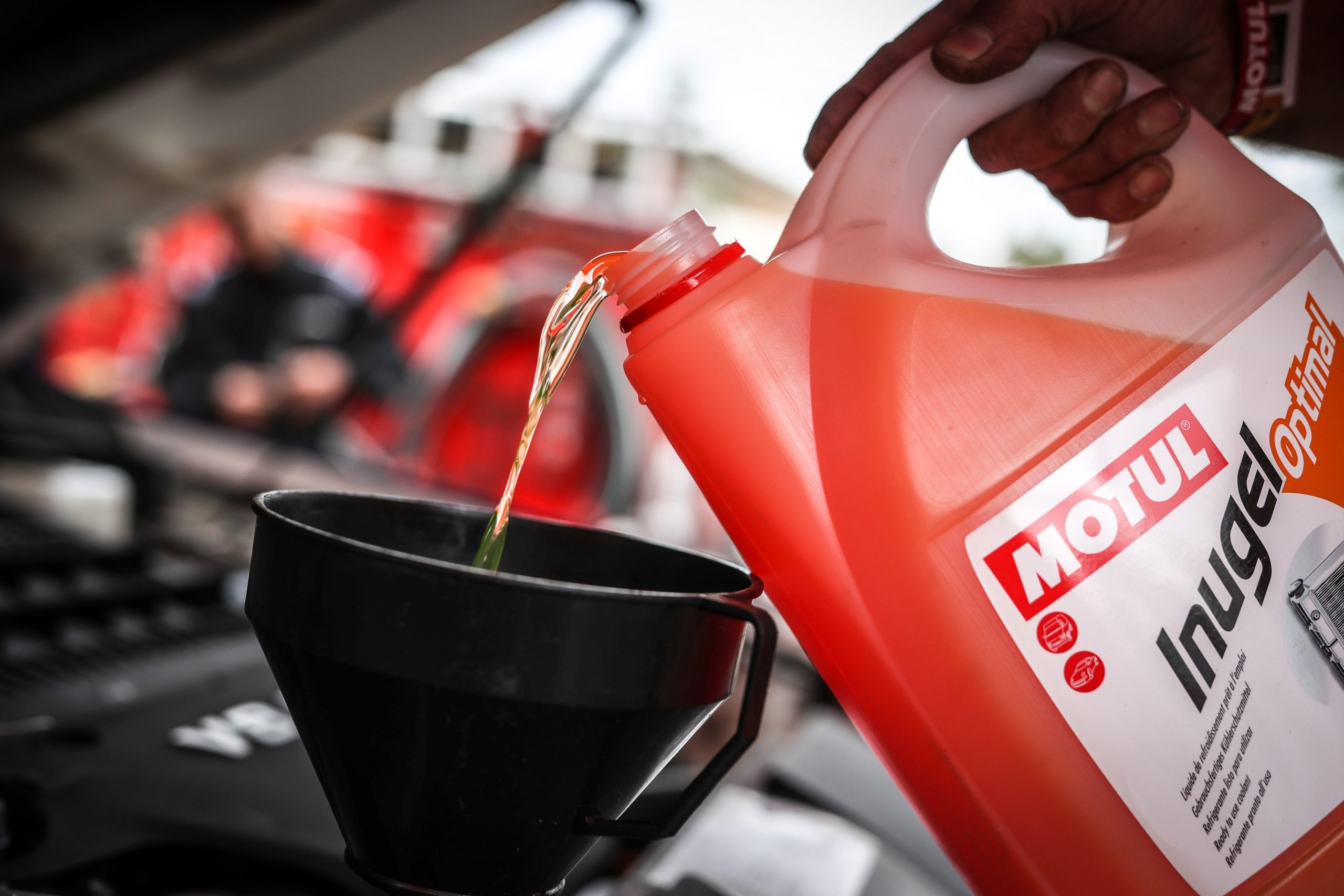 Keeping Your Cool: Choosing the Right Coolant for Your Car in India's Climate