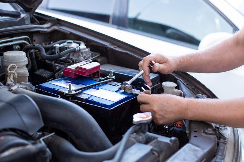 Best Local Auto Service Centers for Car Battery Replacement in Thane