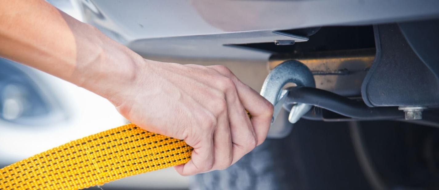 The Main Difference Between Towing And Recovery Straps