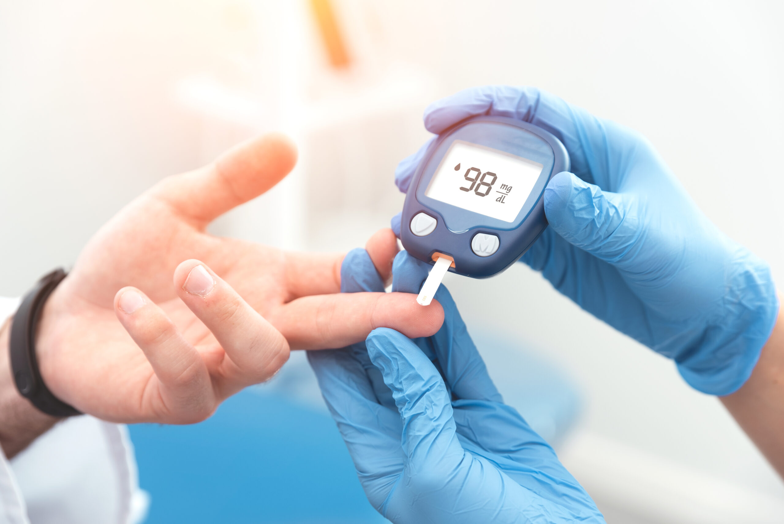 Managing Diabetes with Doctor on Call Dubai: Essential Health Tips