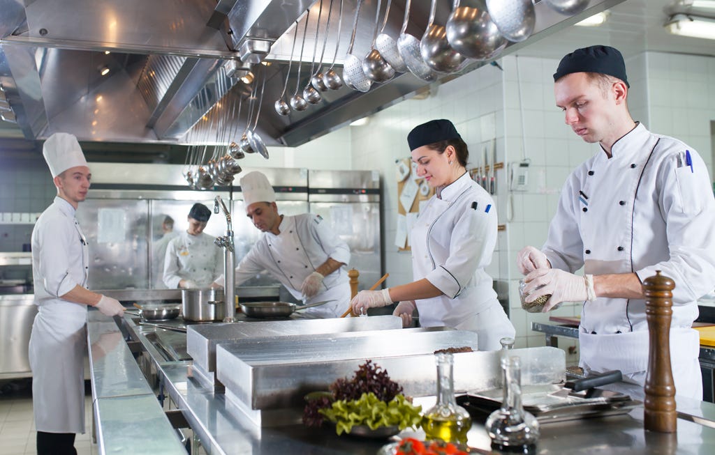 Key Factors to Consider When Selecting Your Restaurant Supplier