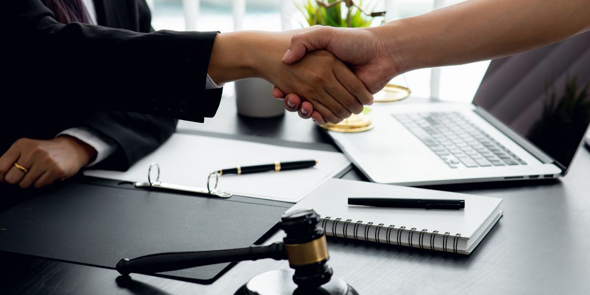 When to Hire a Personal Injury Lawyer: Key Indicators