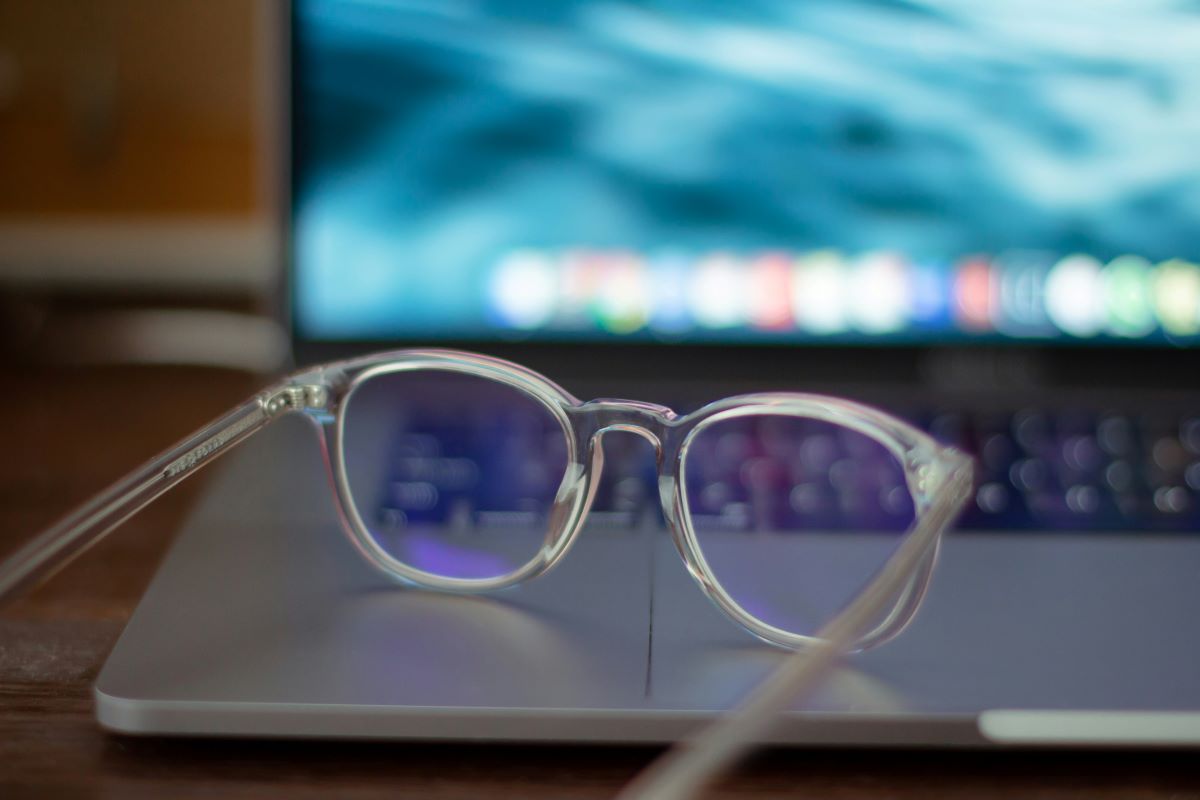 Choose the Eyeglasses that are Made for Your Face Shape