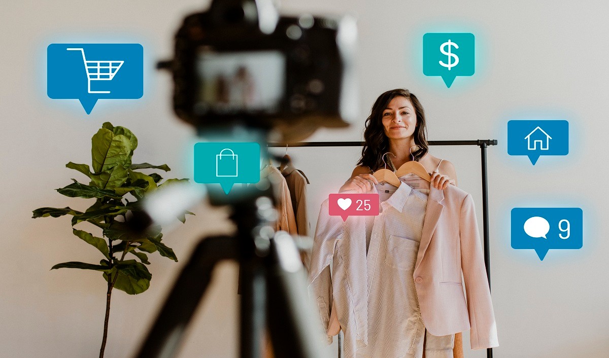 Why Should You Invest in an Influencer Marketing Platform in India?