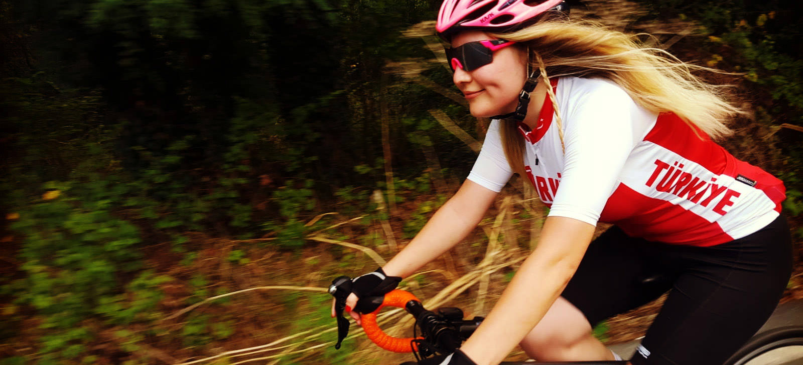 Customisable Cycling Kits for Performance Greedy Cyclists!