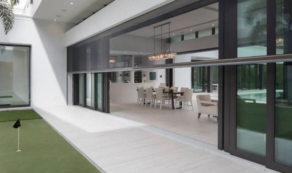 Retractable Screens Adelaide