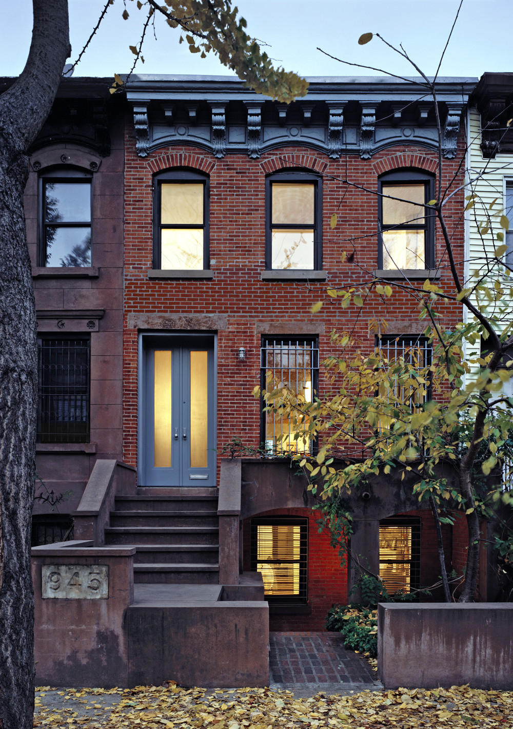 Mastering Modern Row House Renovations with Style