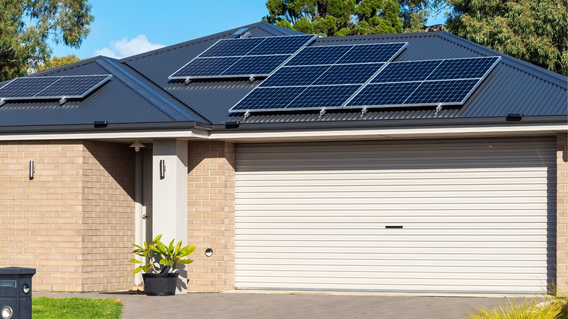10 Myths About Solar Energy Debunked: What You Need to Know