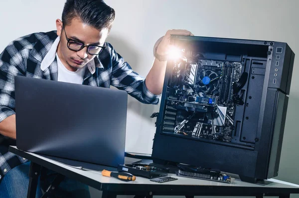Elevating Efficiency: Choosing the Right Computer Upgrade Service for Peak Performance