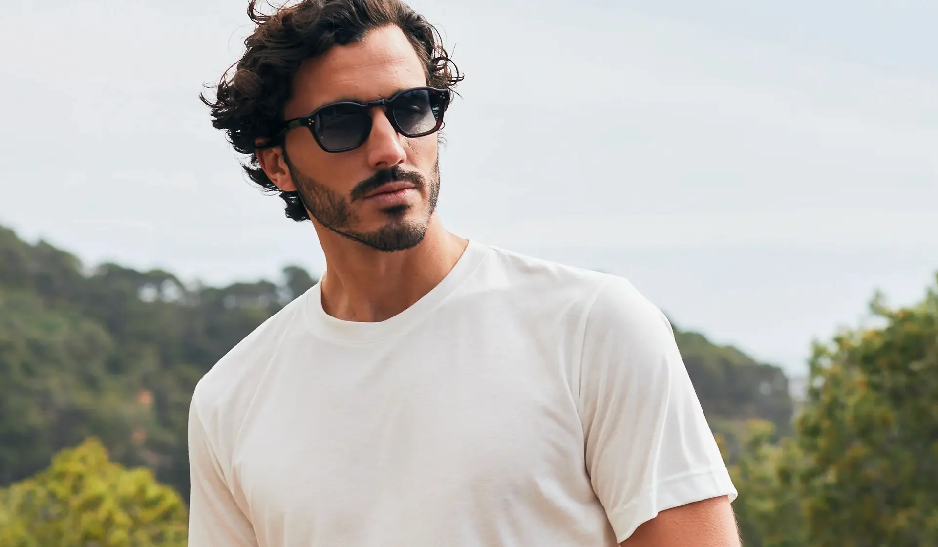 How Men Can Look Better Than Other Guys (Women Notice This)