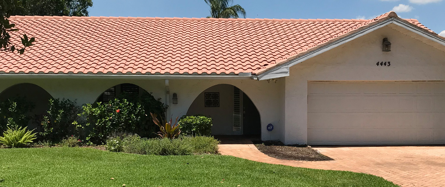 Roof Cleaning Lakewood Ranch