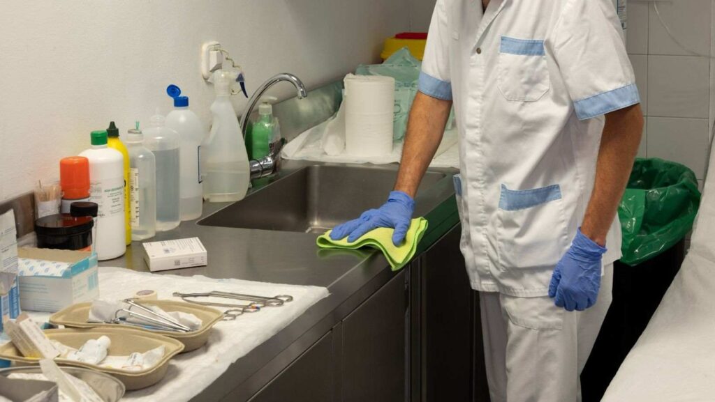 How Often You Must Clean Your Medical Facility?