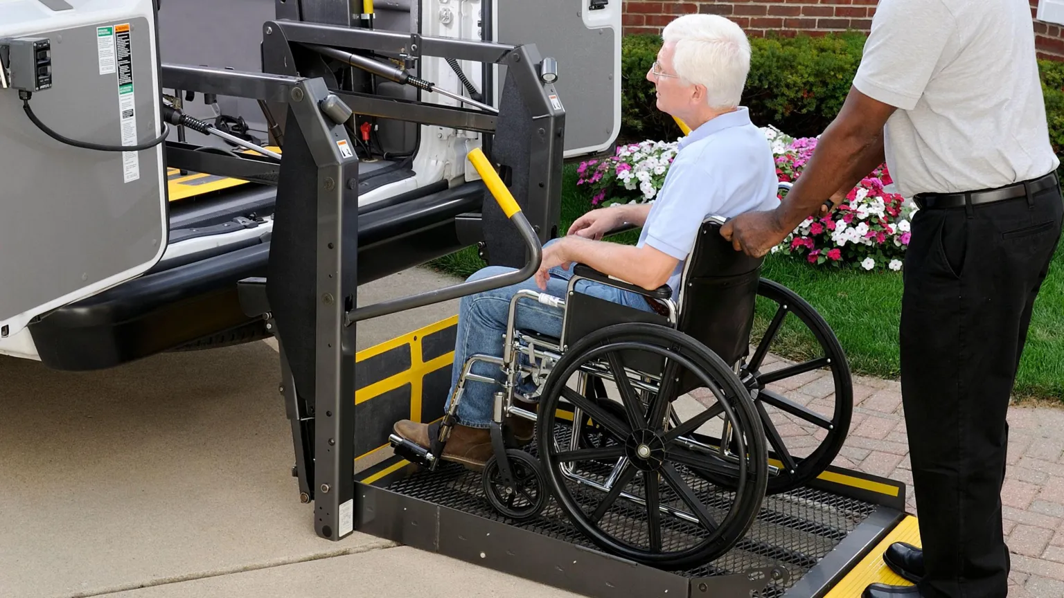 Looking For Reliable NDIS Transport Providers Sydney? What Should You Know Before Making A Choice?