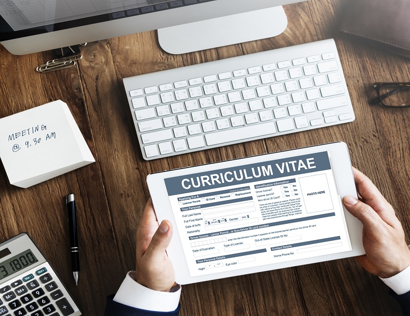 How to Prepare a Winning Resume For Government Exams in India