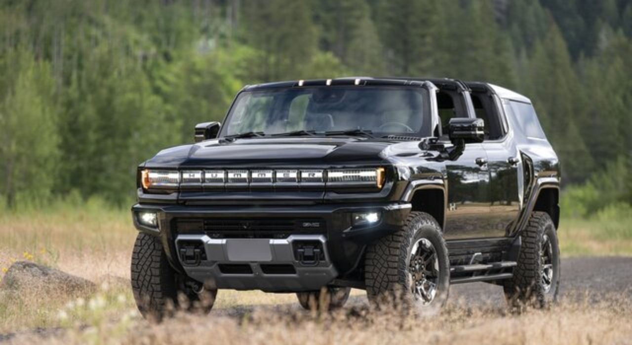 Choosing the Best Power-packed SUVs for Urban Adventures