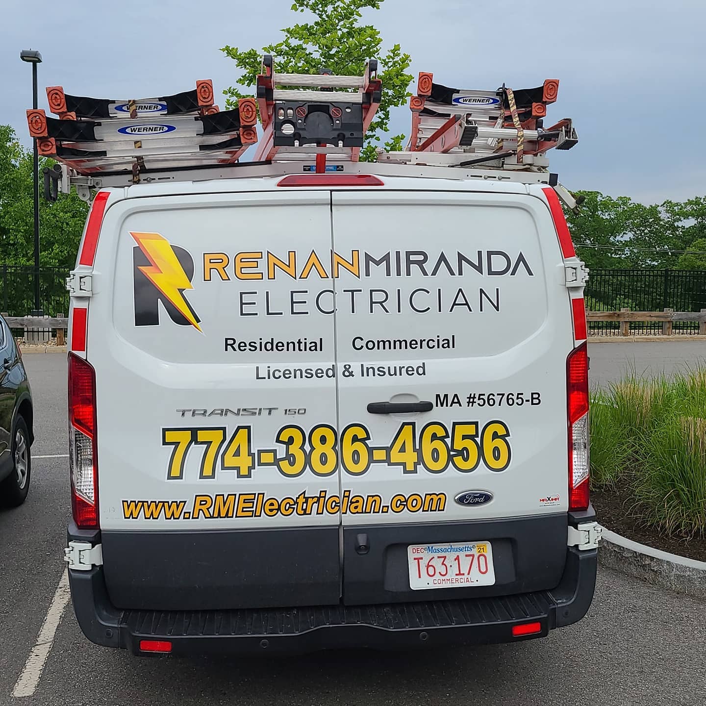 The Importance of Emergency Electrical Services and How to find 24-Hour Emergency Electricians near You (RM Electrician - Northborough)