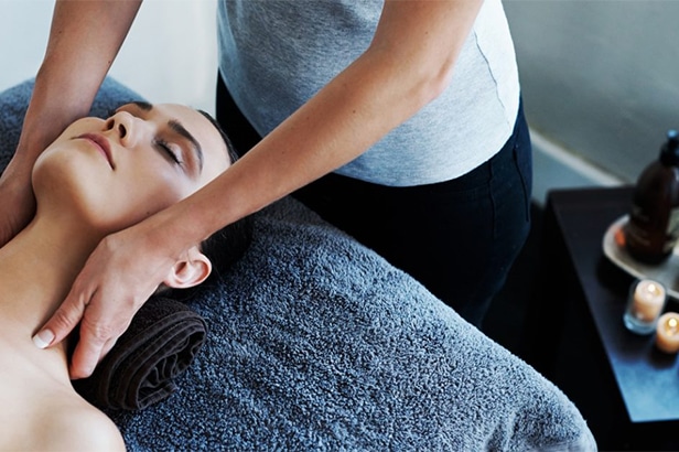 Check Out BlueTerra Spa Center in Noida Sector 18