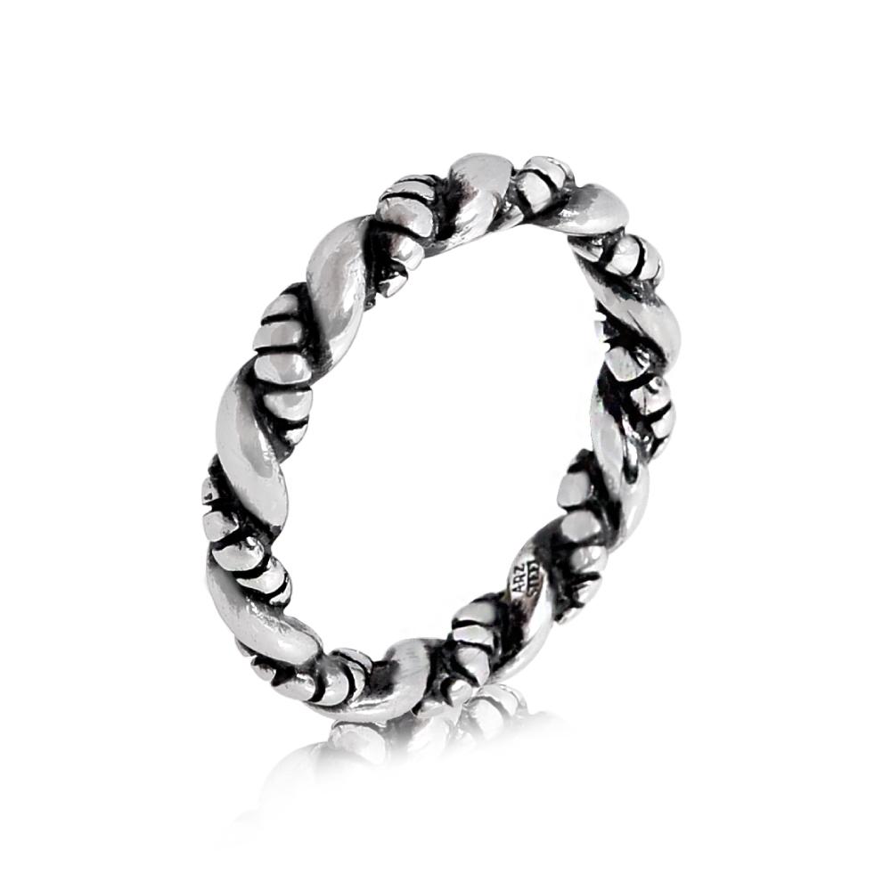Exploring the Elegance of Carbon Fiber and Cuban Link Bracelets