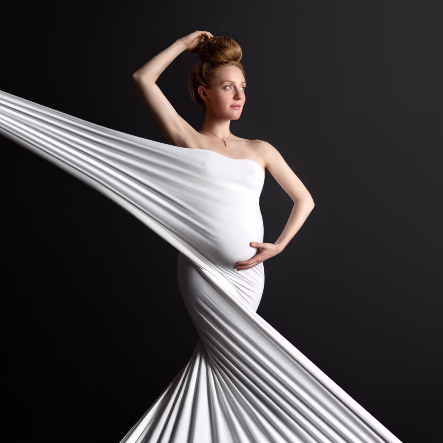 How to Choose the Perfect Maternity Photography Style