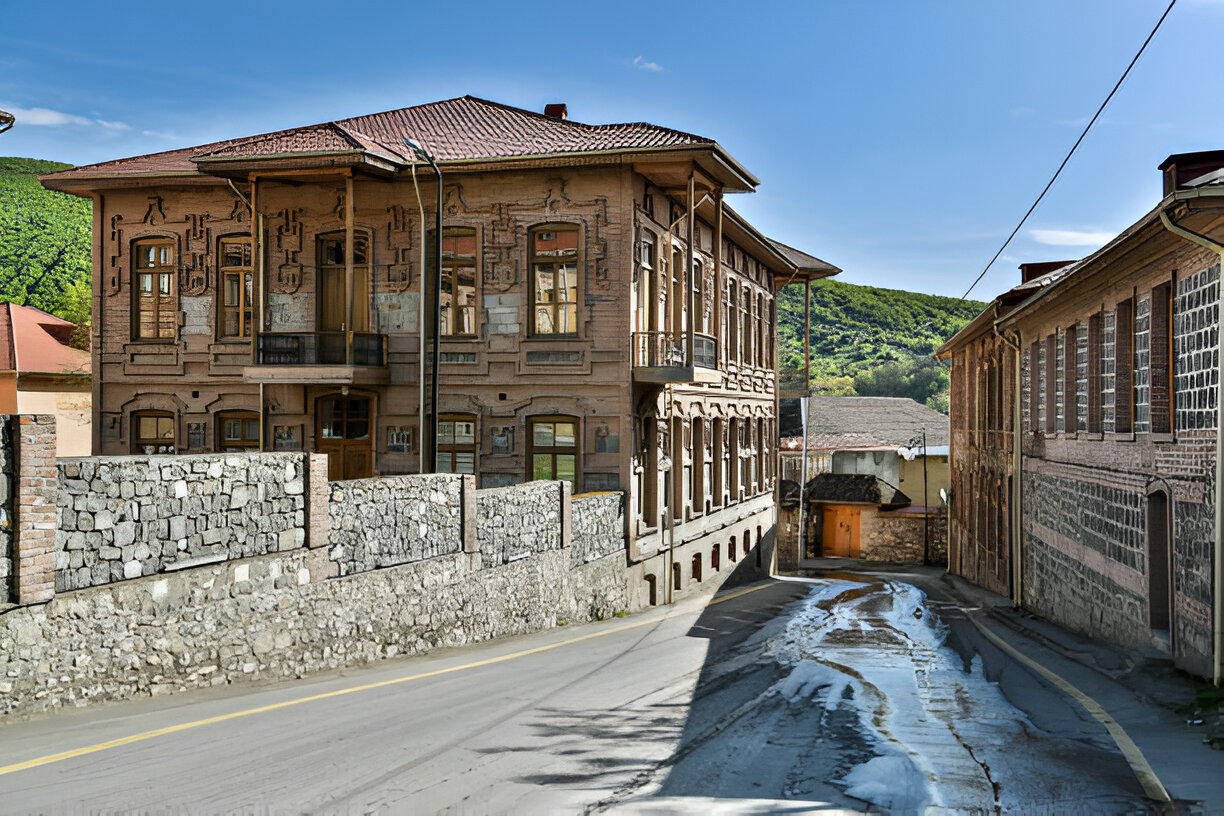 Exploring Azerbaijan: A Land of Contrasts and Beauty