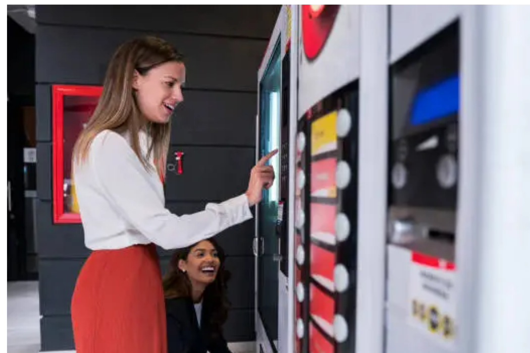 How Smart Vending Machines Are Transforming Office Pantries