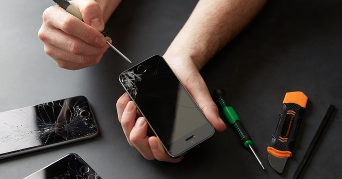 Signs that you need to visit an iPhone repair shop in Dubai