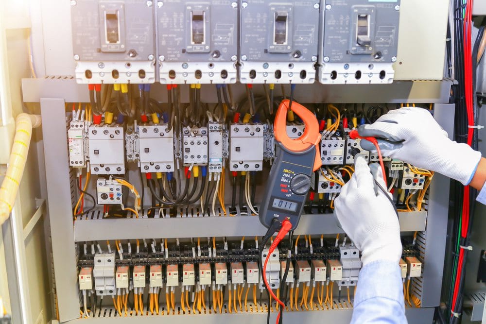 Electrical Issues Requiring Quick Action from a 24/7 Electrician 