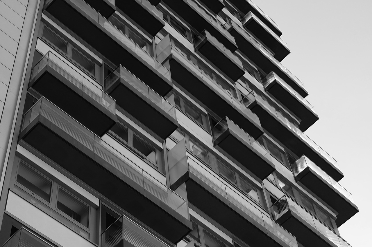 Best Places to Buy Commercial Property in Faisalabad