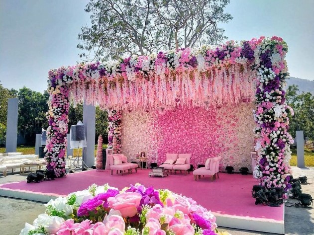 Beyond the Basics: Innovative Ideas for Wedding Hospitality Excellence