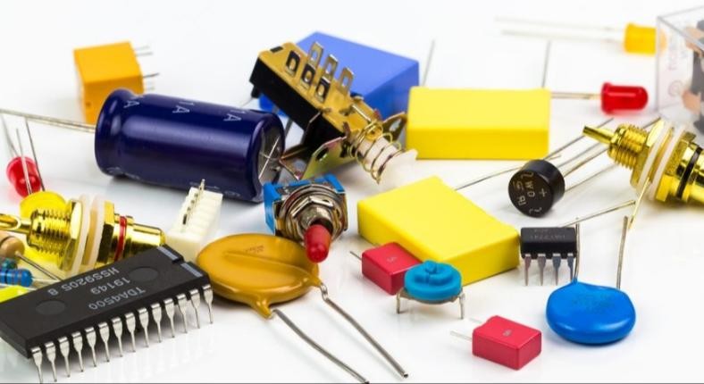Exploring the Different Types of Active Electronic Components and Their Impact on Electronic Device Performance