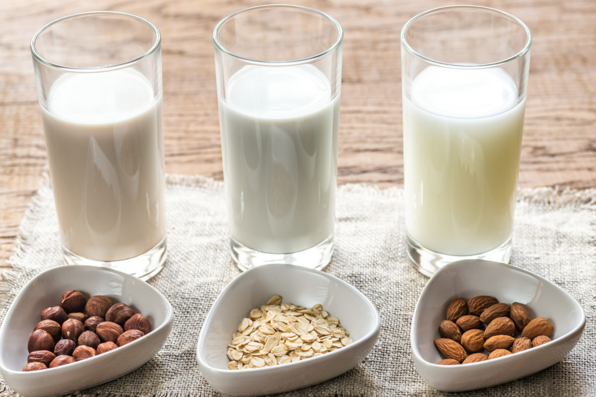 Plant-based Milk: A Healthier Alternative to Cow's Milk