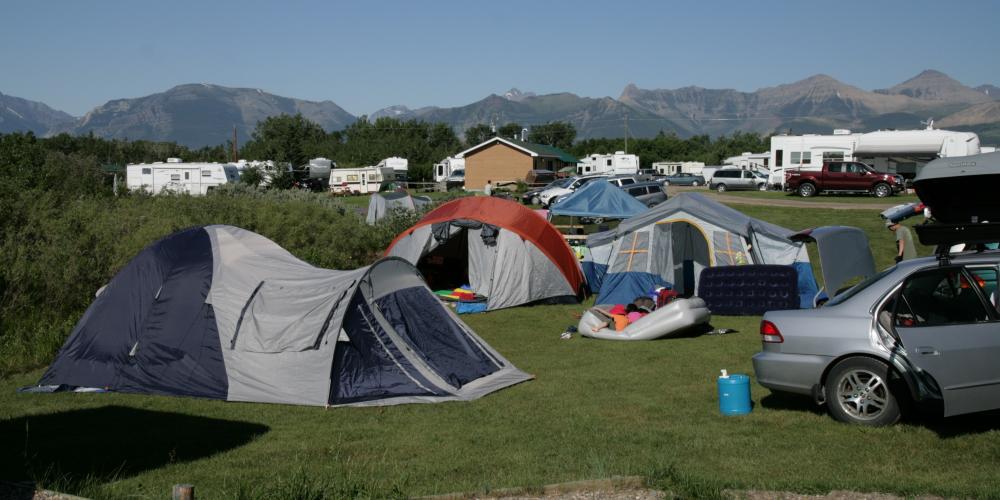 Backyard Activities: Backyard Campouts - The Perfect Night-time Activity