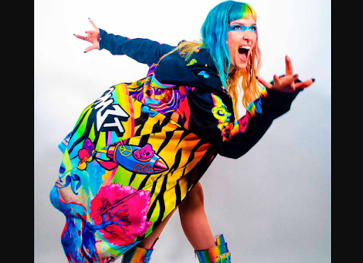 How to Rock a Festival Cloak: Fashion Tips for Every Festival Goer