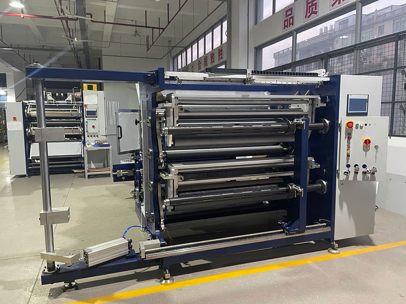 Features of automatic slitting machine