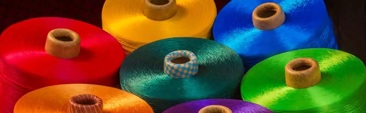 Dope Dyed Yarn vs. Traditional Dyeing: Why Raysil Stands Out