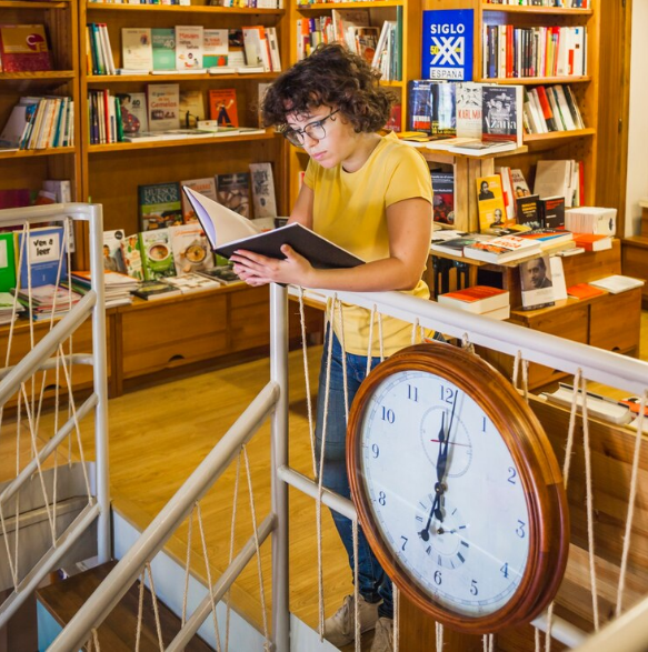 The Ultimate Destination for Used Books in Albion