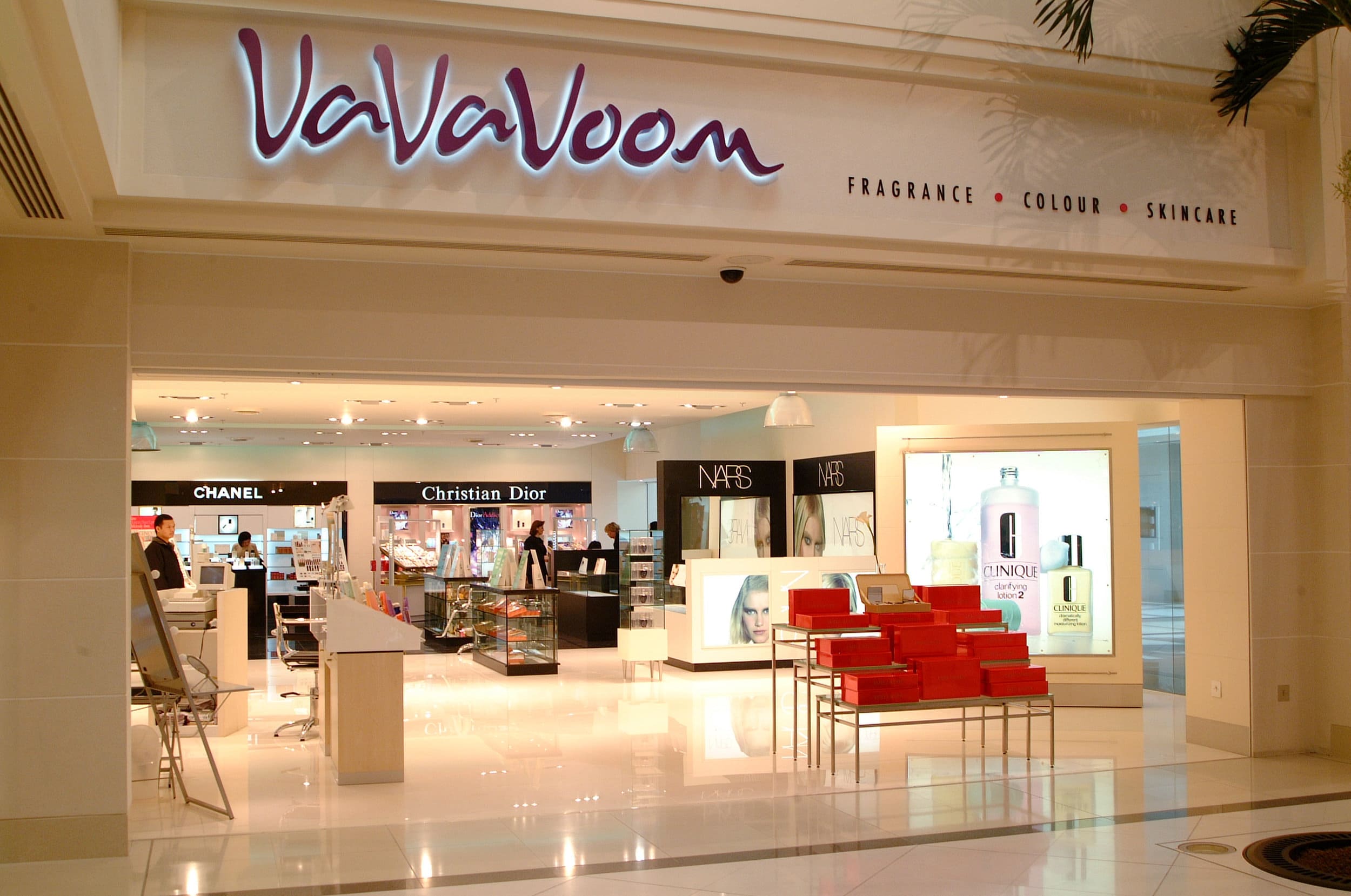 A Shopper's Guide to Luxury and Trendy Finds