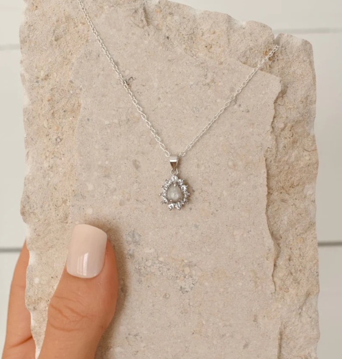 More Than a Keepsake: Pet Ashes Jewellery