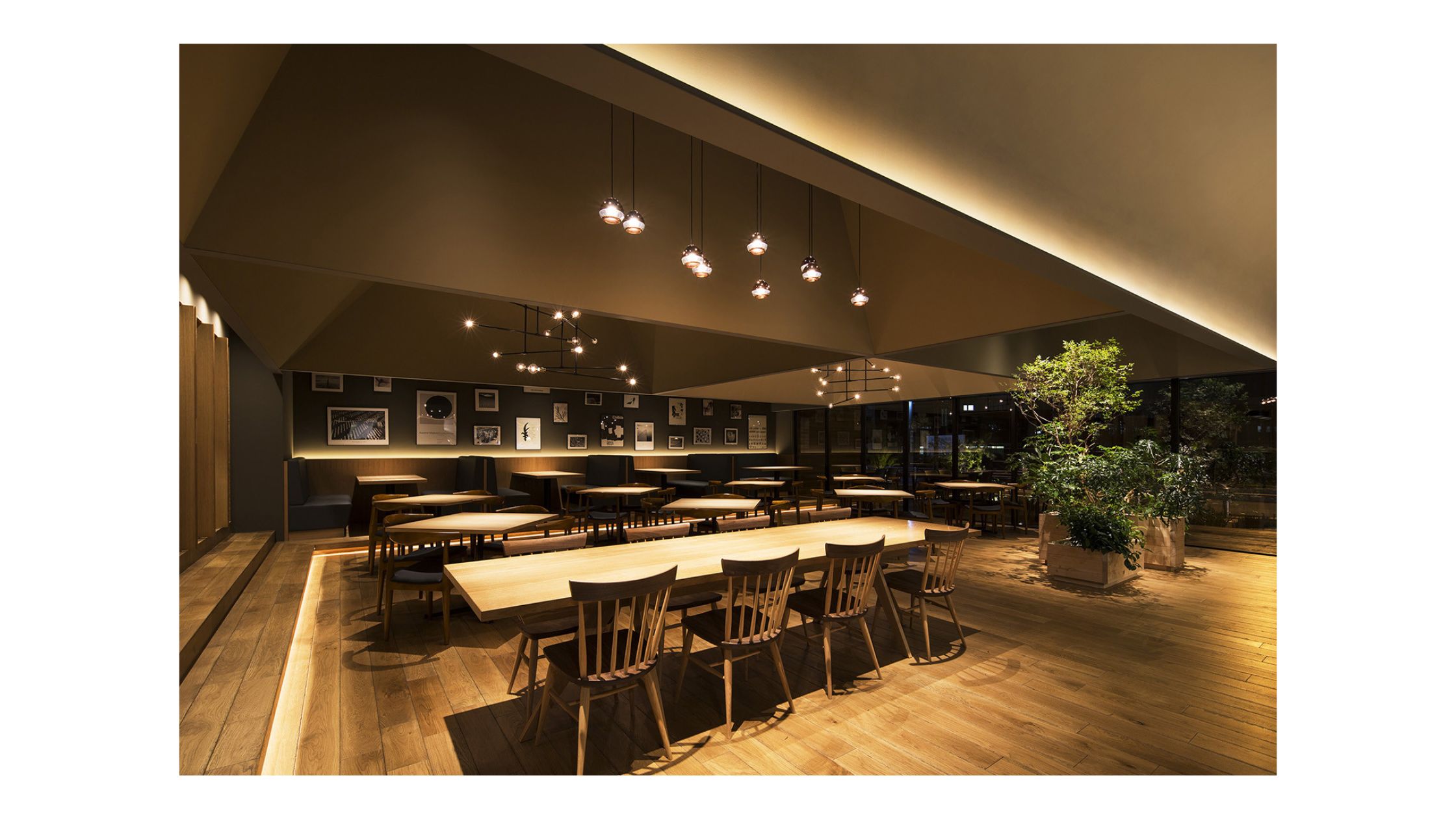 How Do Form, Color, And Texture Blend To Create Perfectly Balanced Restaurant Spaces?