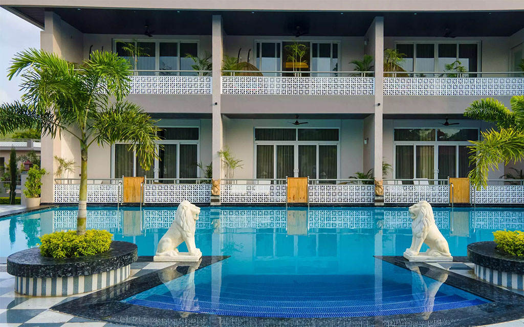 Experience Luxury and Privacy in the Heart of Udaipur 