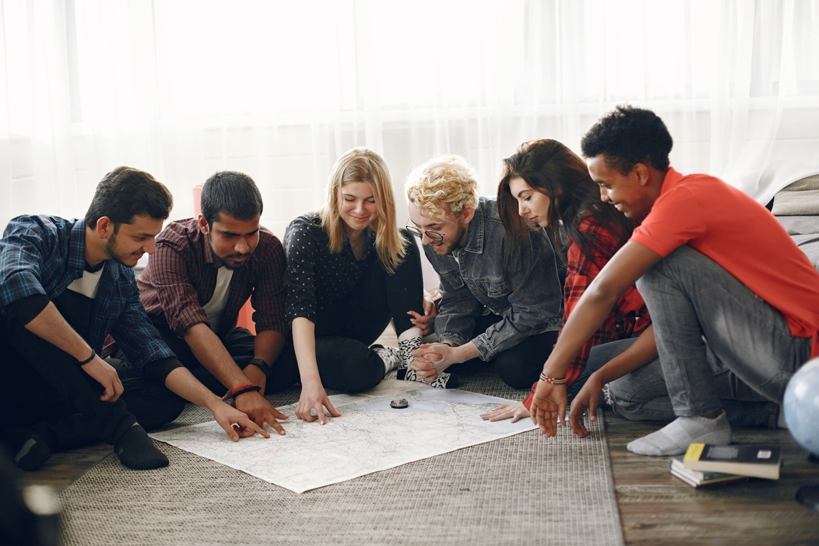 Top Team Building Event Ideas to Foster Collaboration and Trust