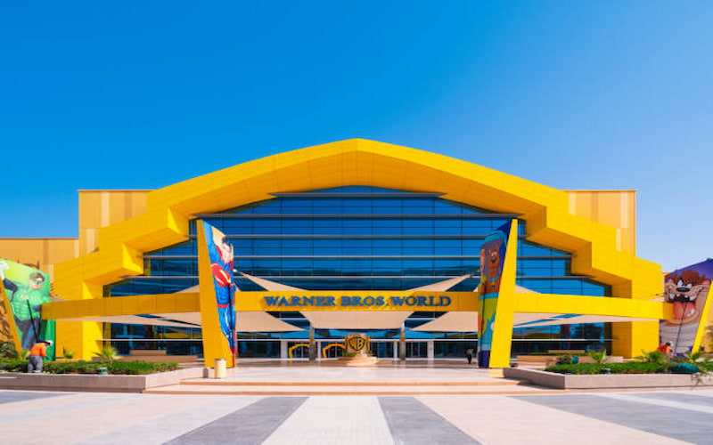 A Complete Guide to Warner Bros Abu Dhabi Attractions