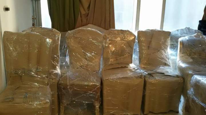 Company furniture transport from Jeddah to the Emirates