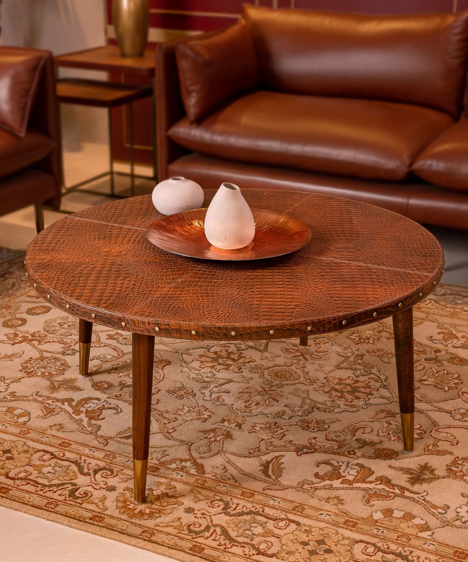 5 Reasons Why Leather Center Tables Are a Timeless Furniture Choice