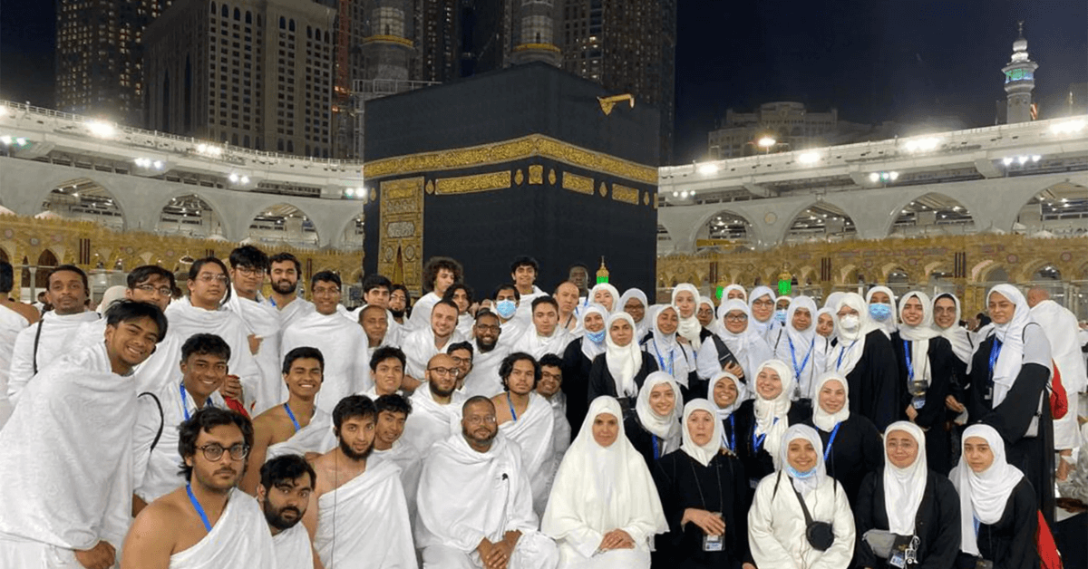 Group Umrah Packages: What to Look for When Booking