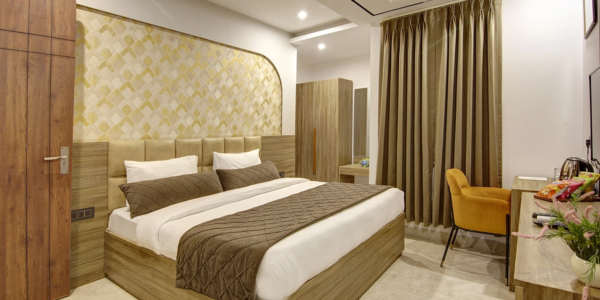 Hotels Near IGI Airport In Delhi – Comfort and Convenience with Smart Group Of Hotels